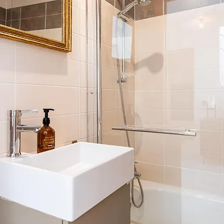 Apartment Metropolitan In By Solaga Homes